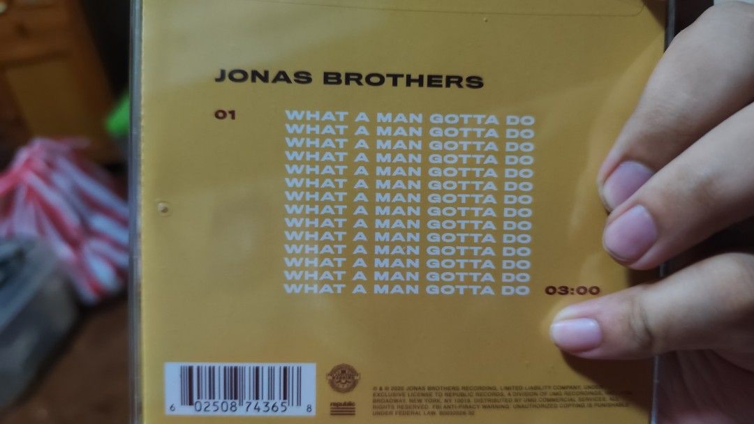 Jonas Brothers - What a Man Gotta Do signed single CD (Category: CDs & DVDs) located in Manila. Submitted by hdsia (Listing ID 1403990262, Image 3). Description: Single CD for Jonas Brother's What a Man Gotta Do. never played. Insert piece signed by Joe Jonas..