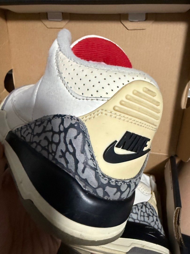 Jordan 3 White Cement Reimagined PS (Category: Babies & Kids Fashion) located in Pasig City. Submitted by kootch25 (Listing ID 1403829371, Image 2). Description: Used Jordan 3 White Cement Reimagined Size 2Y pang 6 to 8 yrs old (depende sa laki ng paa ng bata) With box PHP 1200 No sole seps, signs of usage (minimal drags and some scratches) Overall pair is presentable and wearable Location: Boundary ng Pasig and Cainta PM lang sa mga serious inqu