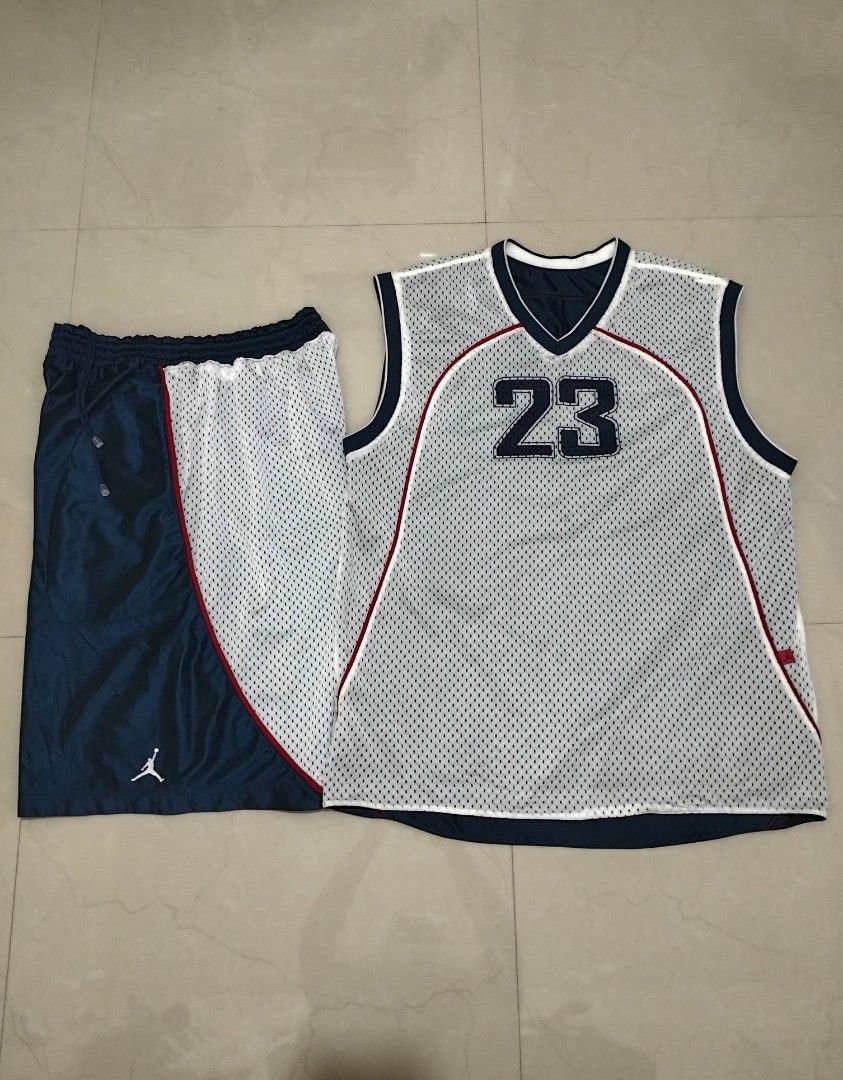 Jordan Reversible OV (Category: Sets & Coordinates) located in Apalit. Submitted by thrift.nkie.bills (Listing ID 1403966165, Image 3). Description: Gud day Sir/Madam 🥳 For SALE 🔥 For SALE 🔥 For SALE 🔥 ✅ Hot in here not your typical Overall Air Jordan X Reversible 🔥 Both As New - Tops Size: L-XL Width: 25 Length: 30-31 Back Issue: Check Last Pic. nOt Noticeable 😉 - Bottoms Size: Large Width: 32-40 Garterized Length: 26 Hem: 15 🚨 Please be 
