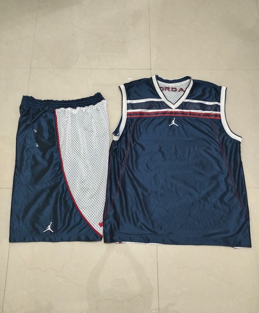 Jordan Reversible OV (Category: Sets & Coordinates) located in Apalit. Submitted by thrift.nkie.bills (Listing ID 1403966165, Image 1). Description: Gud day Sir/Madam 🥳 For SALE 🔥 For SALE 🔥 For SALE 🔥 ✅ Hot in here not your typical Overall Air Jordan X Reversible 🔥 Both As New - Tops Size: L-XL Width: 25 Length: 30-31 Back Issue: Check Last Pic. nOt Noticeable 😉 - Bottoms Size: Large Width: 32-40 Garterized Length: 26 Hem: 15 🚨 Please be 
