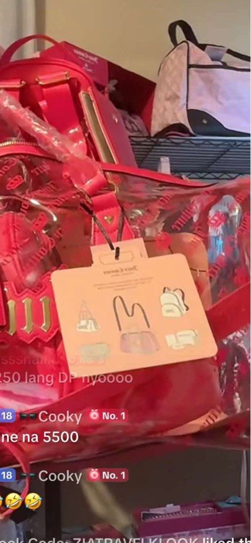 Juicy Couture clear weekender 7 piece gift set (Category: Purses & Pouches) located in Quezon City. Submitted by angelqt (Listing ID 1403976225, Image 2). Description: MOP: BPI or Gcash I DO NOT ALLOW PABILI SERVICE. Payment first only. Any doubts about my legitimacy, you may check my reviews. Vibrant hot-pink Juicy Couture 7-piece travel gift set, featuring: Clear logo-print weekender bag (zip top) Mini satchel/camera-style crossbody Backpack-st