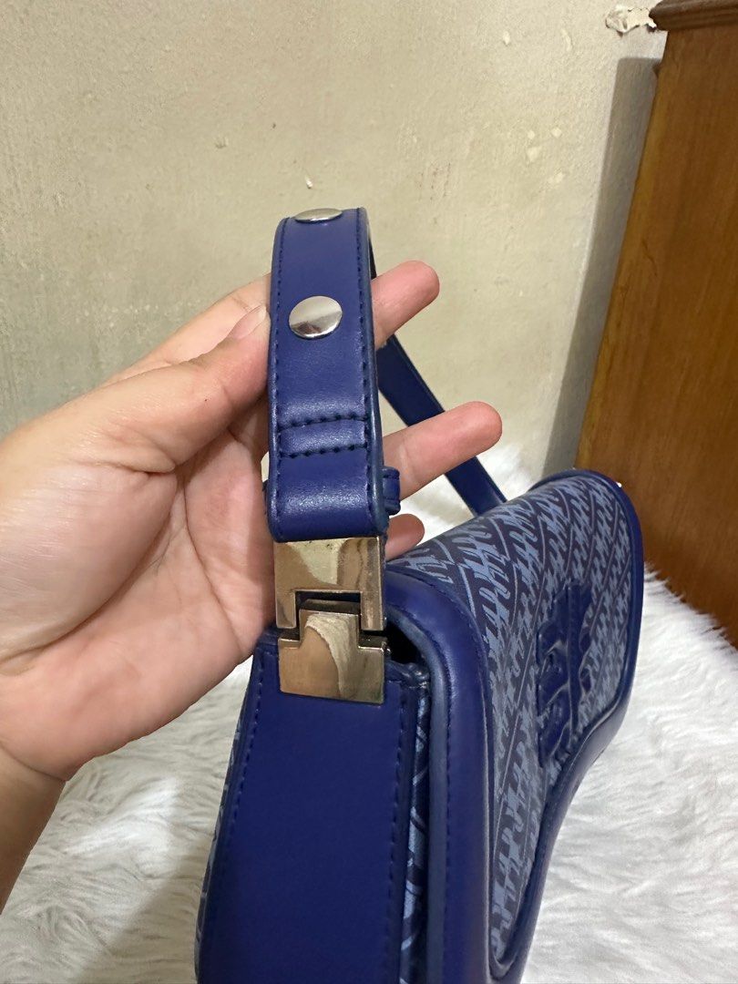 JW Pei (Category: Luxury Bags & Wallets) located in San Jose del Monte. Submitted by iamloved_items (Listing ID 1403965349, Image 3). Description: Almost new!! Can be a sling bag cause you can adjust it. It’s in pristine condition! .