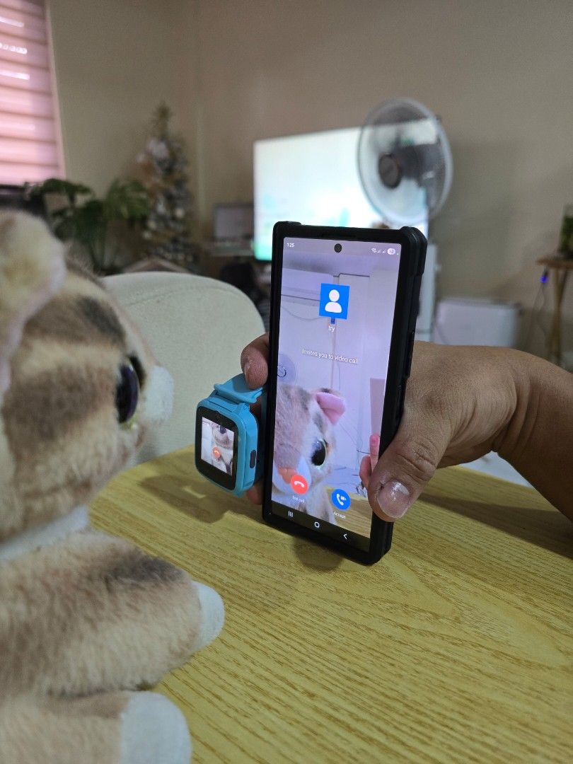 KIDS 4G SMART WATCH VIDEOCALL,CALL & LIVE TRACKER (Category: Luxury Watches) located in Bulacan. Submitted by iamvanillapeach (Listing ID 1403809513, Image 3). Description: Kids smart watch w/ sim/wifi & Gps for tracking. (Want to contact or track your kid but doesn't want them on social media?) -2 way video call or phone call. -Gps tracking -sos emergency calling -wifi/4g sim New /display unit/mall pullout..