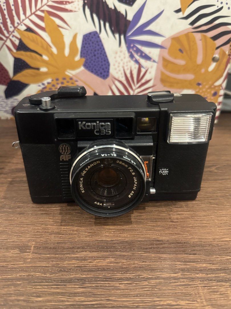 Konica C35 Film Camera (Category: Cameras) located in San Juan City. Submitted by sageberries (Listing ID 1403916067, Image 2). Description: Please take note: Item has not been used for years. Can be working or not working..