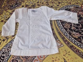 (Category: ) located in . Submitted by orkedboutique (Listing ID 1403817492, Image 1). Description: .