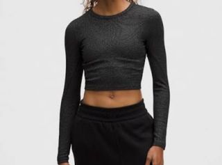 (Category: ) located in . Submitted by yogawear (Listing ID 1403826954, Image 1). Description: .