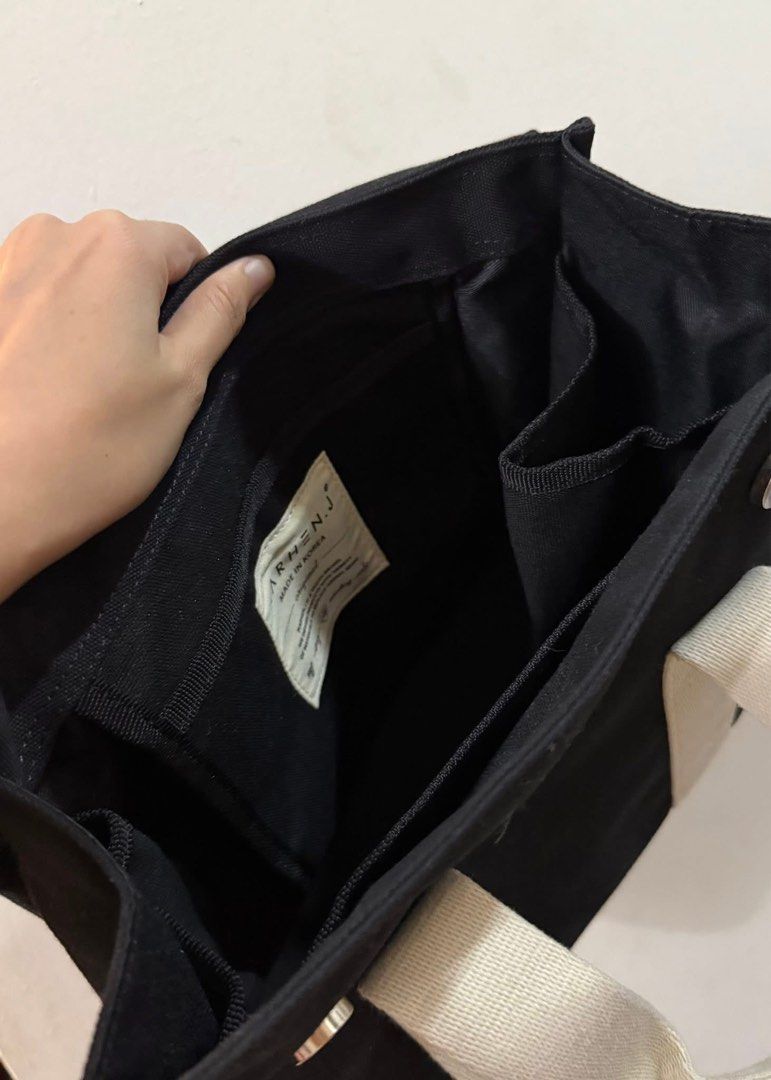 Marhen .J Roy Mini Bag Canvas (Category: Luxury Bags & Wallets) located in Dinalupihan. Submitted by nifty_findss (Listing ID 1403862811, Image 3). Description: .