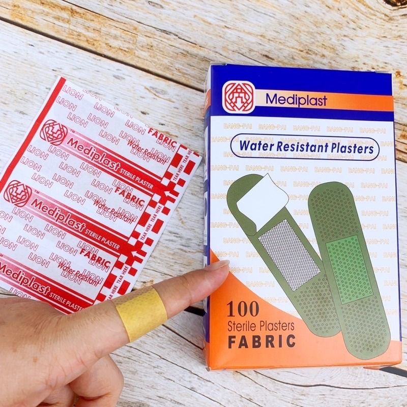 MEDIPLAST BAND AID 100'S (Category: Medical Supplies & Tools) located in Quezon City. Submitted by andrea_dxs (Listing ID 1403841746, Image 2). Description: .