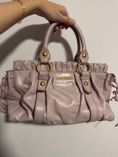 (Category: ) located in . Submitted by chaeeyoung (Listing ID 1403974297, Image 1). Description: .