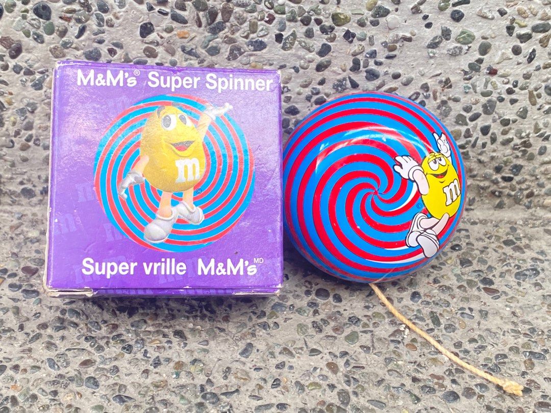 M&M's Super Spinner Yo-yo (Category: Vintage Collectibles) located in Manila. Submitted by 3asonlineshop (Listing ID 1403858421, Image 3). Description: VINTAGE M&M SUPER SPINNER.