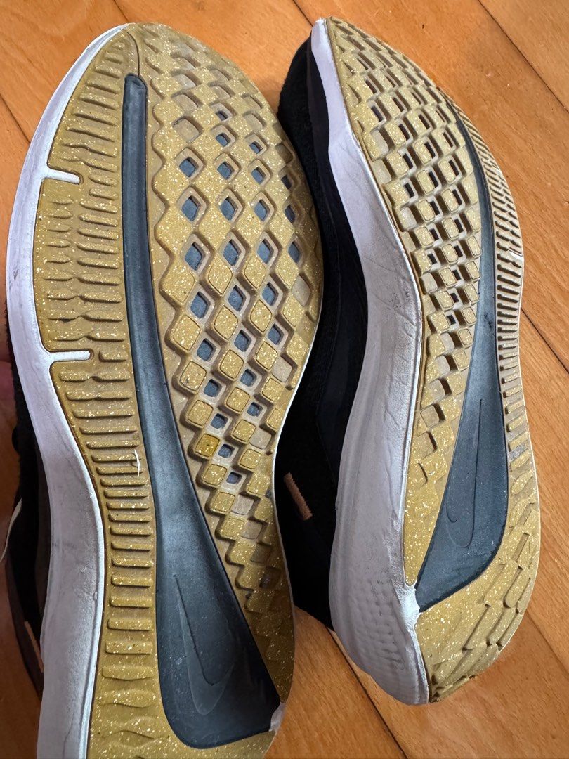 エア ジョーダン 1LOW x トラヴィススコット \