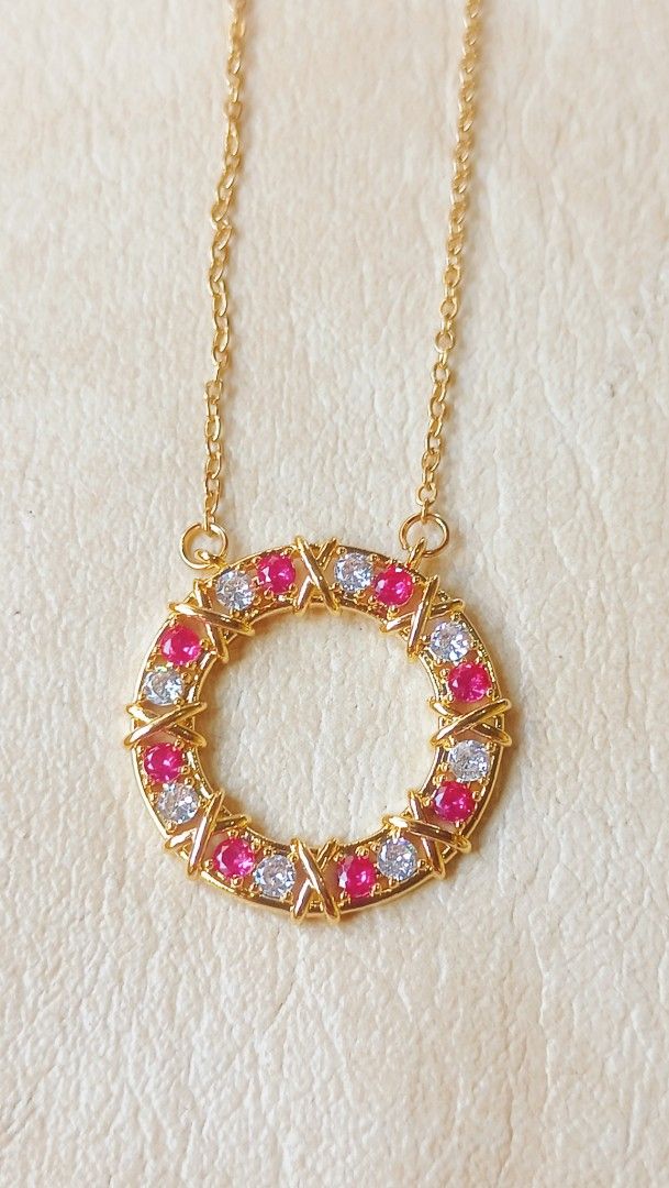 Tiffany & co. necklace from japan (Category: Luxury Accessories) located in Manila. Submitted by osaze_27japanbags (Listing ID 1403859070, Image 2). Description: Tiffany & co. necklace from japan no flaws size 18 inches adjustable up to 20 with gift box kindly pm me.