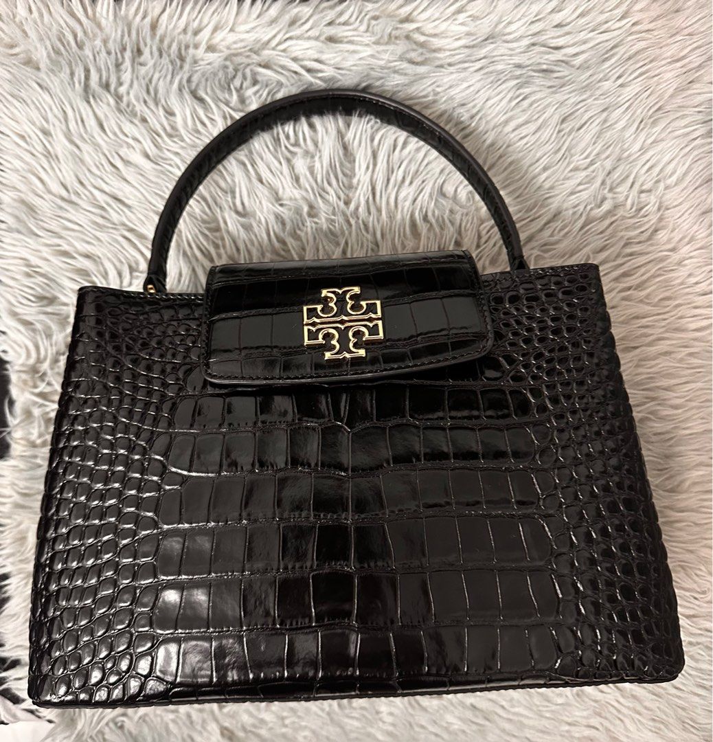 Tory Burch Black Crocodile Embossed Handbag (Category: Luxury Bags & Wallets) located in Las Pinas. Submitted by masterjac (Listing ID 1403955325, Image 2). Description: Bought in the U.S. Used once then stored. Rfs: decluttering Sf: c/o buyer Location: bacoor cavite or filinvest Alabang.