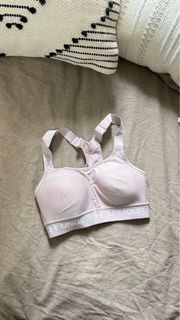 （分類：）位於 。 由 daamanda 提交（商品編號 1403871800，圖片 1）。簡介： 。