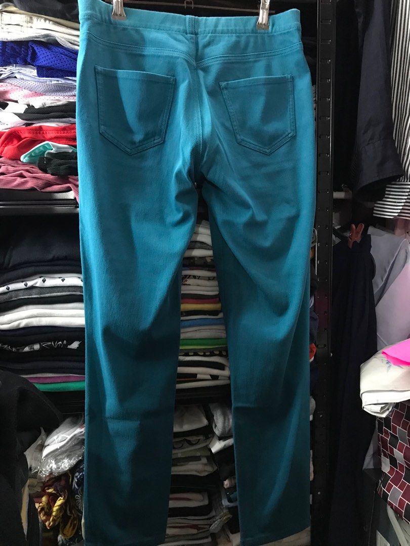 Uniqlo Teal Pants - Size L (Category: Other Bottoms) located in Caloocan City. Submitted by mermaid.drive (Listing ID 1403938442, Image 2). Description: closet clean up.