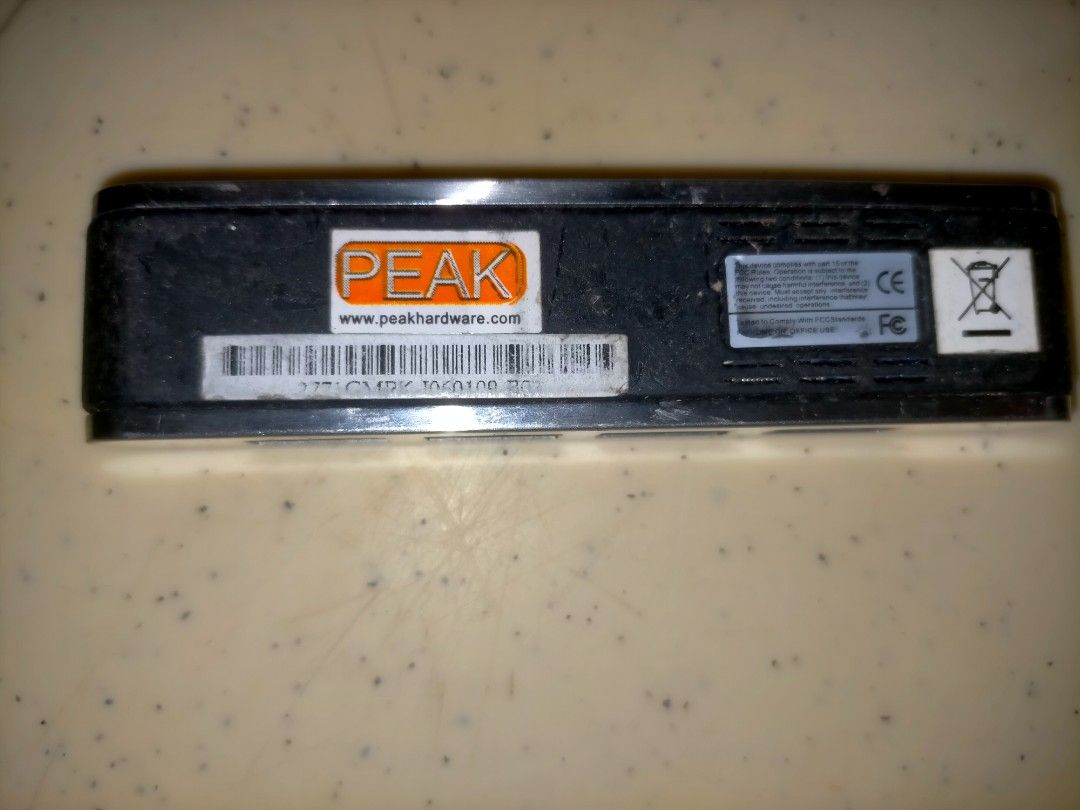 USB 2.0 4 port Hub (Category: Computer Parts) located in Cebu City. Submitted by luv2shop8 (Listing ID 1403838783, Image 3). Description: from Japan Surplus as is lp posted.