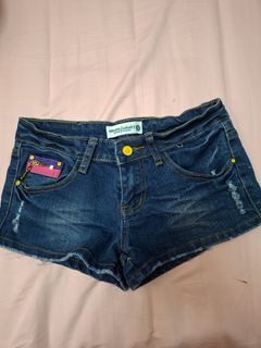 (Category: ) located in . Submitted by celestz (Listing ID 1403960462, Image 1). Description: .