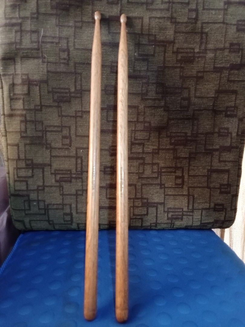 Yamato Super K1 Drumsticks (Category: Musical Instruments) located in Bocaue. Submitted by marajapansurplus (Listing ID 1403866485, Image 2). Description: - Pair of Yamato Super K1 drumsticks - Made of wood - Natural finish - Model name printed on sticks.