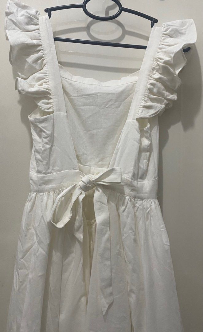 YFBK Cotton Linen Backless Dress (Category: Dresses) located in Balanga. Submitted by be.gab (Listing ID 1403972942, Image 2). Description: Really nice in actual, with lining and tag.