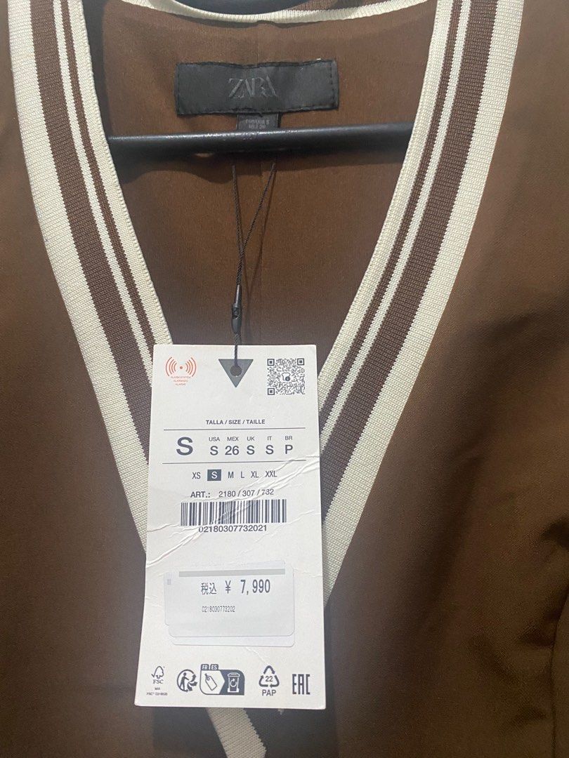 Zara Skater Dress (Category: Dresses) located in Balanga. Submitted by be.gab (Listing ID 1403964160, Image 2). Description: Brand new with tag.