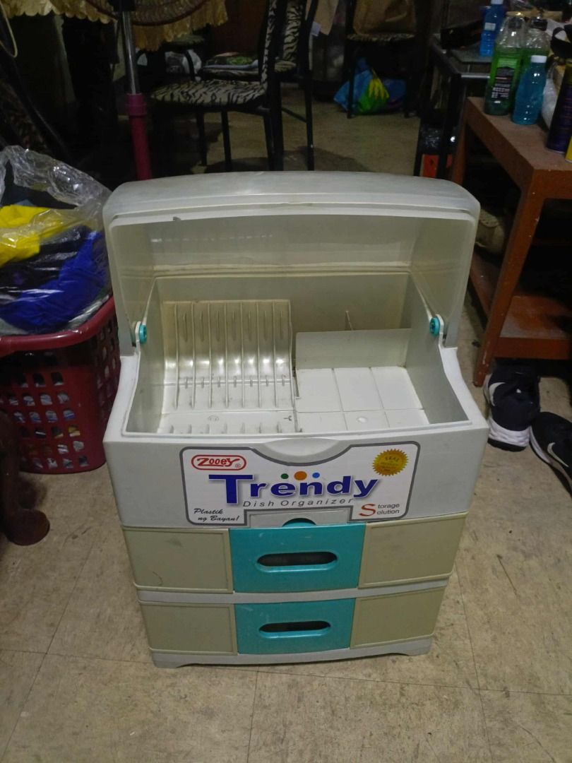 Zooey Trendy 2 Drawer Dish Organizer (Category: Bathroom & Kitchen Fixtures) located in Antipolo. Submitted by nil.nil1 (Listing ID 1403830641, Image 3). Description: Zooey Trendy 2 Drawer Dish Organizer Product Details Kitchen Organizer It keeps your utensils organize. Dimension 39cm L x34cm W x 61cm H used but not abused still good as new. RFS: Decluttering.