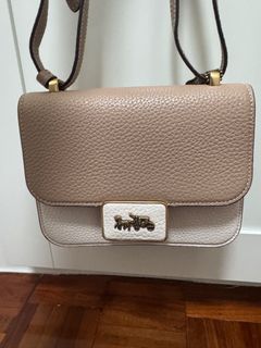 （分類：）位於 。 由 ch_ch_tine 提交（商品編號 1404116789，圖片 1）。簡介： 。