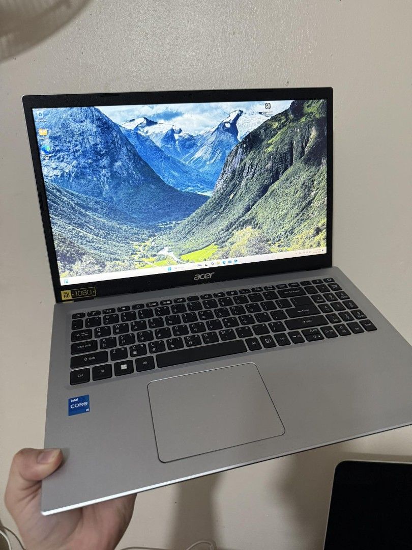 Acer Aspire 5 A515-56 Laptop (Category: Laptops & Notebooks) located in Manila. Submitted by lhainelovi71994 (Listing ID 1404139182, Image 2). Description: Acer aspire 15 inches laptop I5 11th gen Intel iris XE graphics 8gb ram 256gb nvme Windows 11 pro OS Unit with charger No issue ✅ Tests ✅ 💸💸 13,300 Location: San Andres bukid manila Pick up or meet up.