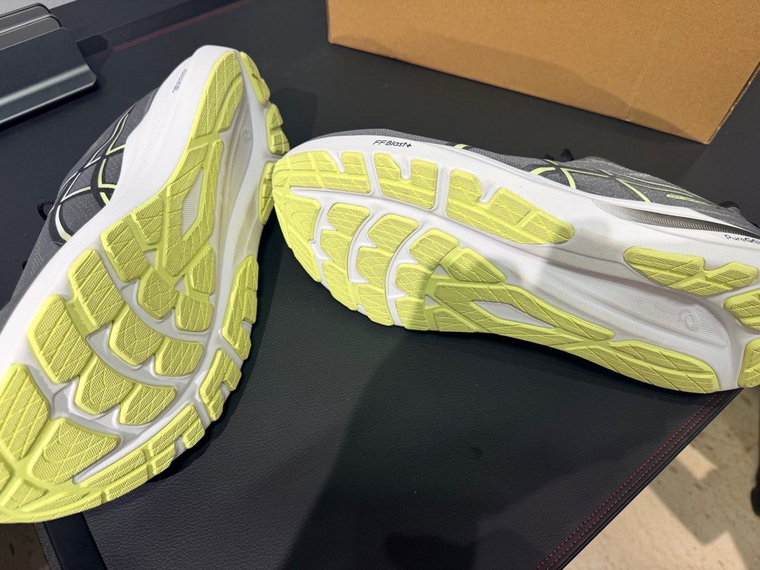Asics GT-2000 Size 12.5 Carbon/Black Extra Wide Running Shoes (Category: Sneakers) located in Singapore. Submitted by hyper_rev (Listing ID 1404053281, Image 2). Description: Brand new Asics GT-2000 Size 12.5 running shoes in carbon/black. Extra wide fit. Worn once, with original box. Perfect for runners seeking comfort and support. Features FF Blast+ cushioning and 3D guidance system. Ready to go! .