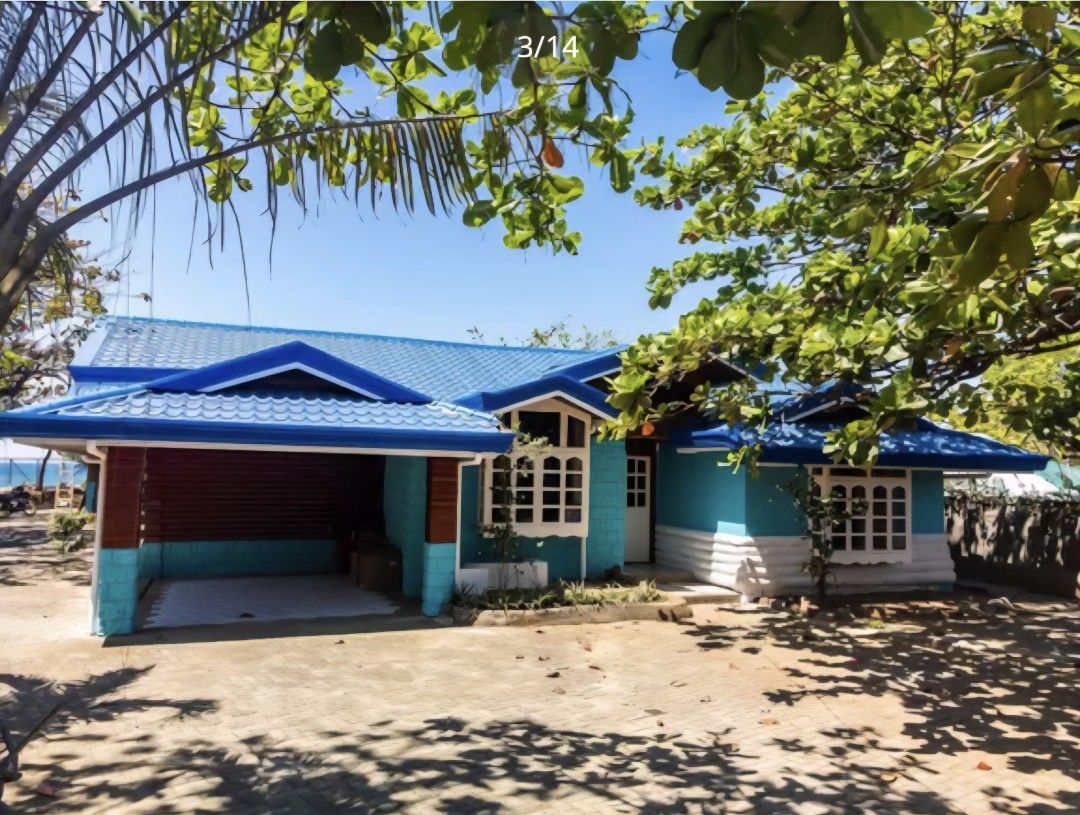 Beach resort for sale (Category: Commercial) located in Paranaque City. Submitted by mcmanliclic.1 (Listing ID 1404155803, Image 3). Description: tYoutube/Netflix.