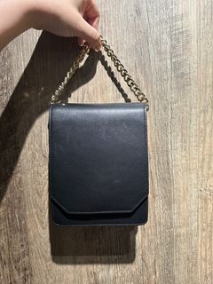 (Category: ) located in . Submitted by shopch (Listing ID 1404132855, Image 1). Description: .