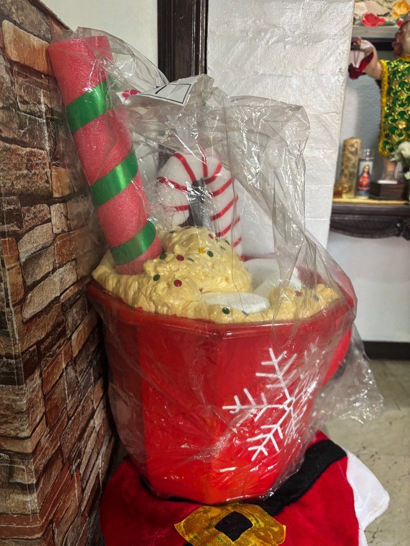 Christmas Mug Decoration (Category: Other Home Decor) located in Las Pinas. Submitted by ringringms (Listing ID 1404133724, Image 3). Description: Oversized mug for Christmas decor. Ready for pick up. Las Piñas Area. DF to be shouldered by buyer..