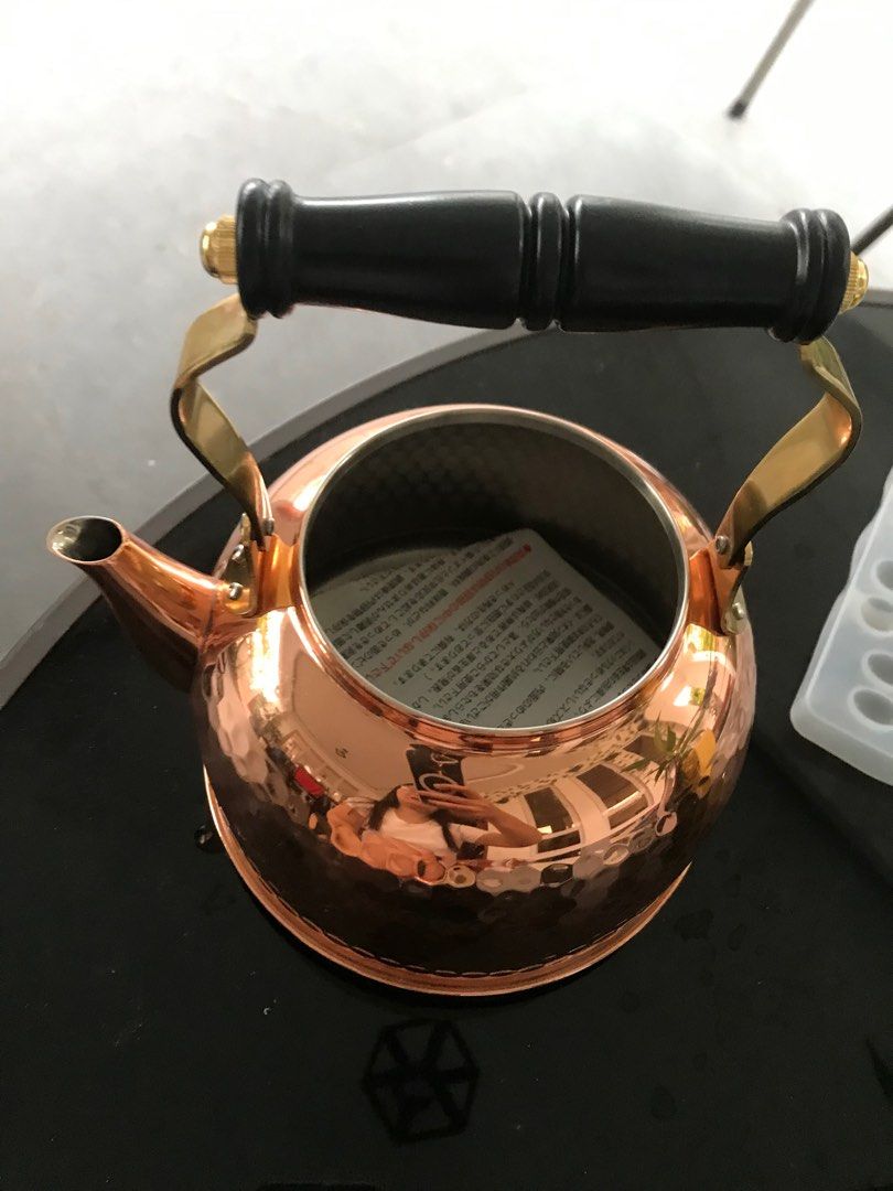 Copper 100 Home ware tea Kettle (Category: Cookware & Accessories) located in Tuguegarao City. Submitted by rox_onlineshop (Listing ID 1404077471, Image 2). Description: New with box 100 percent Copper Tea kettle 700 ml From Japan.