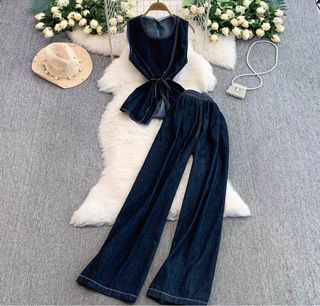 (Category: ) located in . Submitted by thetriftedvintage (Listing ID 1404039269, Image 1). Description: .