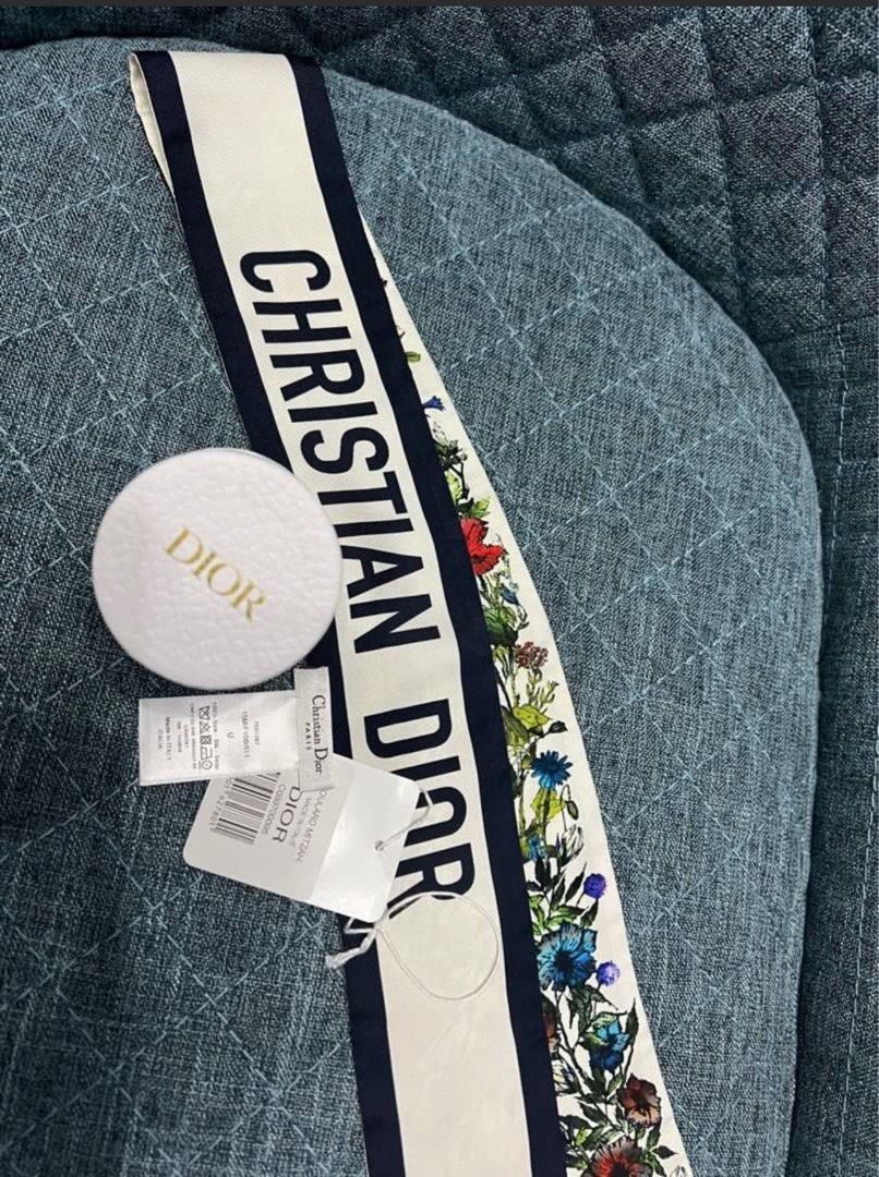 DIOR MITZAH LIMITED EDT SCARF (Category: Scarves) located in Bacolod City. Submitted by luxepapi (Listing ID 1404144229, Image 2). Description: Brand new and unused authentic dior MITZAH scarf -limited special edition.