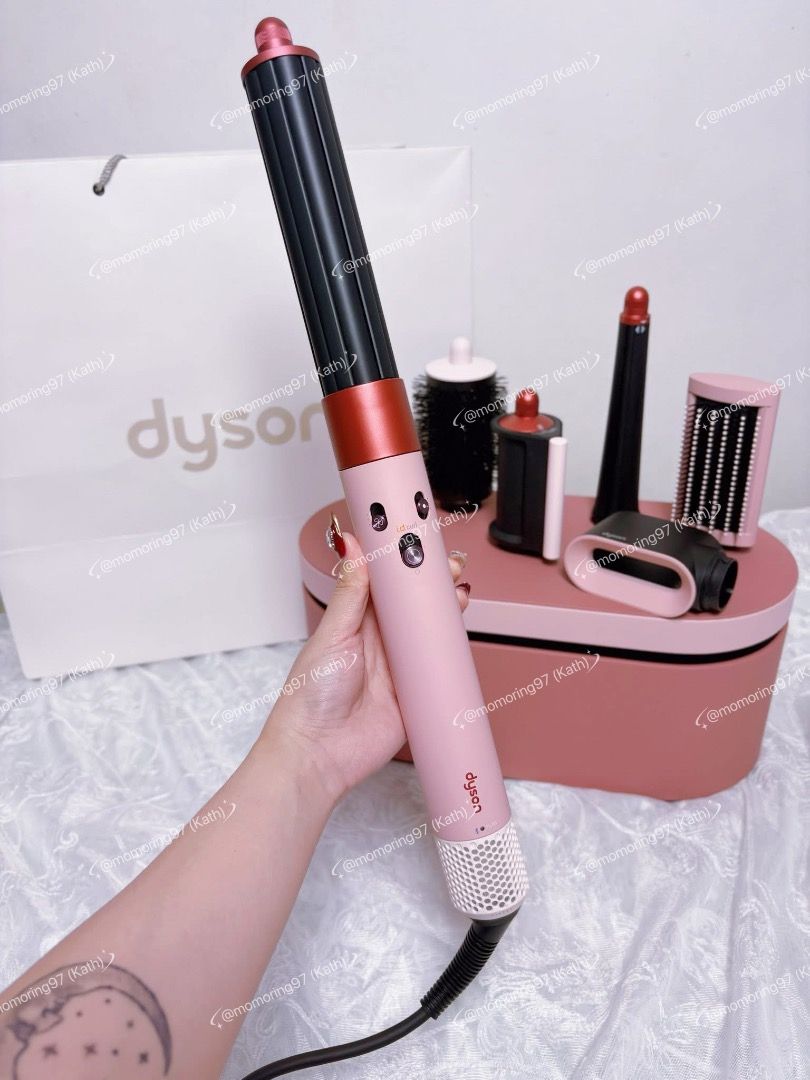 Dyson Airwrap i.d. Sakura Cherry Pink (Category: Hair) located in Makati City. Submitted by Momoring97 (Listing ID 1404008478, Image 1). Description: 1 month old Original price: ₱36,900 Used around 5x only ACTUAL PHOTOS POSTED 🩷 WATERMARKED TO PREVENT SCAMMERS FROM STEALING MY PHOTOS 🫡 Bought @ Dyson MOA Rfs: Received as a gift, will be upgrading to the Dyson Coanda2x Cash 33.5k Open for layaway.