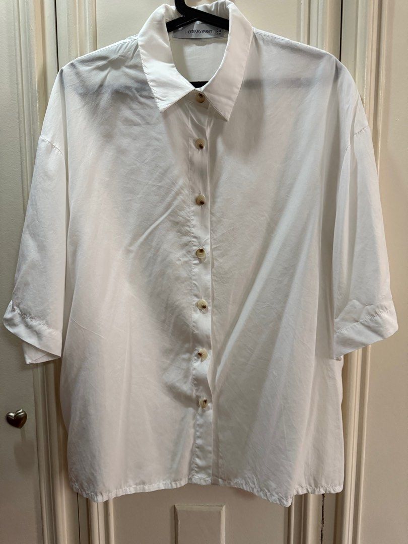 Editor's Market white short sleeves (Category: Blouses) located in Muntinlupa City. Submitted by itsprelovednow (Listing ID 1404045980, Image 1). Description: Like new, excellent condition. Smooth, cotton lyocell fabric. Used twice or thrice only..