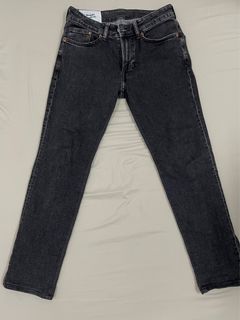 (Category: ) located in . Submitted by ventred (Listing ID 1404121674, Image 1). Description: .