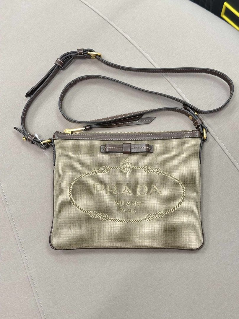 Jacquard Shoulder Pouch PRADA (Category: Luxury Bags & Wallets) located in Quezon City. Submitted by hellopatchi (Listing ID 1404147921, Image 1). Description: Rank A With dustbag ₱46,000 only.