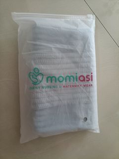 (Kategori: ) berada di . Dikirim oleh declutteringlemariku (ID iklan 1403999622, Gambar 1). Deskripsi: .