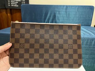 (Category: ) located in . Submitted by bella_ciao (Listing ID 1404137775, Image 1). Description: .