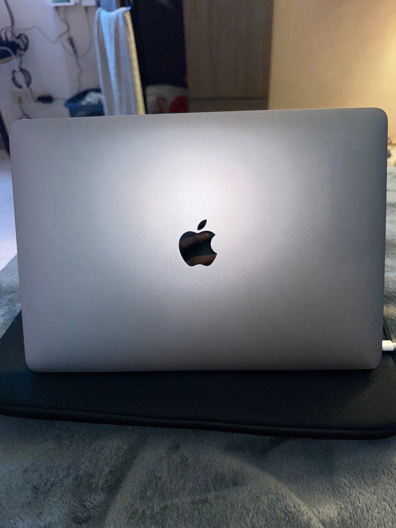 MacBook Air 13-inch (2019) (Category: Laptops & Notebooks) located in Manila. Submitted by coolphoenix-15aa (Listing ID 1404158766, Image 1). Description: Selling my MacBook Air 2019 (13-inch) in very good condition. Perfect for school, online classes, work, browsing, and everyday use. Specs • Model: MacBook Air 2019 (MacBookAir8,2) • Processor: 1.6GHz Dual-Core Intel Core i5 • RAM: 8GB • Storage: 128GB SSD (fast and smooth) • Battery Cycle Count