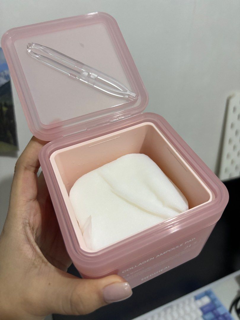 Mediheal Collagen Ampoule Toner Pad (Category: Face Care) located in Bay. Submitted by _deiclutter (Listing ID 1404075263, Image 2). Description: Only used about 4-5 sheets Good as new but not box Guaranteed authentic.