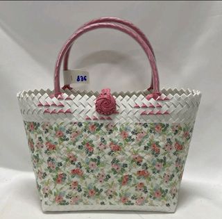 (Category: ) located in . Submitted by orkedboutique (Listing ID 1404015896, Image 1). Description: .