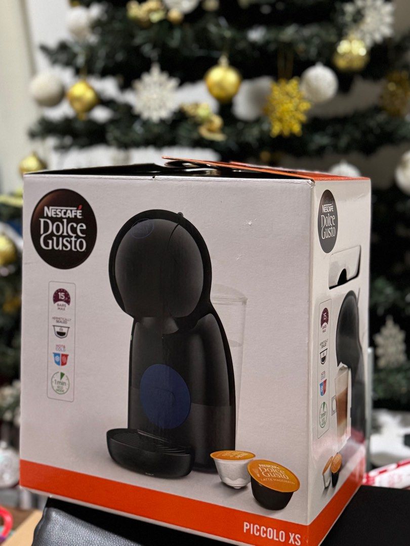 Nescafe Dolce Gusto Piccolo XS Coffee Maker (Category: Coffee Machines & Makers) located in Rizal. Submitted by mymelodyyy_ (Listing ID 1404056413, Image 1). Description: .