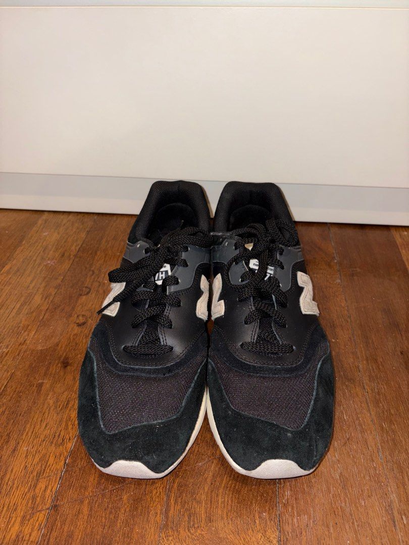 New Balance 997H (Category: Sneakers) located in Paranaque City. Submitted by izzysus (Listing ID 1404055085, Image 3). Description: - new balance 997H - in good condition! used but not abused - second hand so please manage your expectations - no box ‼️ ✅ negotiable for sure buyers mop: gcash/maya .