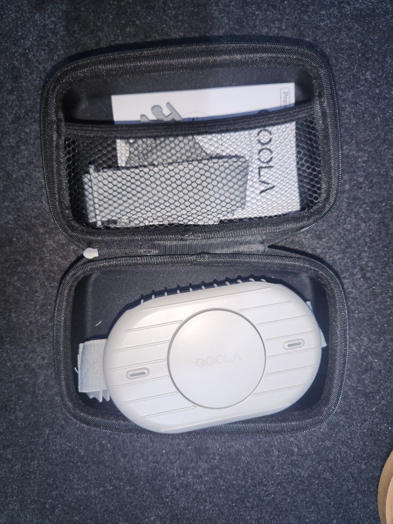 QOOLA Portable and Wearable AC Fan (Category: Fans) located in Makati City. Submitted by themightymart (Listing ID 1404091676, Image 2). Description: Check the full function at: https://hycier.com/ QOOLA Pro delivers a sub-zero chilling sensation directly on anywhere you wear it to give you the finest cooling experience, and you can easily adjust the temperature that best suits you within the range of 70-54°F (21-12°C). used once lang.. RFS: hind