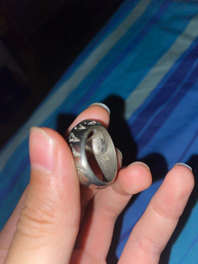 Ruby Ring (Category: Rings) located in Singapore. Submitted by mojosalesz (Listing ID 1404068262, Image 3). Description: .