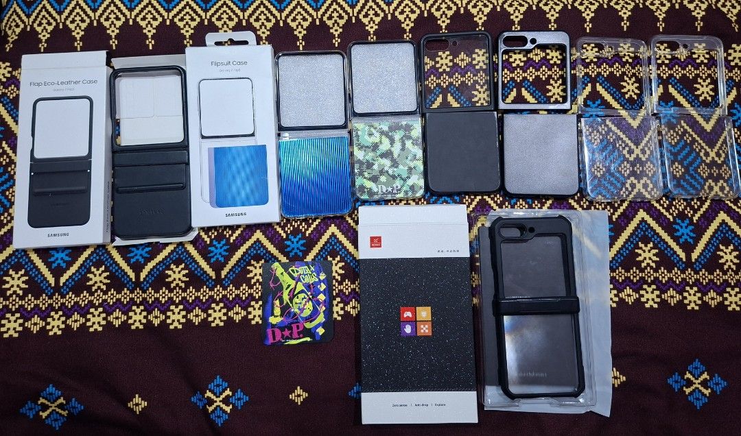 Samsung Galaxy Flip 5 Cases (Category: Cases & Sleeves) located in Guinobatan. Submitted by mayrell128 (Listing ID 1404051001, Image 2). Description: Take All Samsung Galaxy Flip 5 Cases 1 flap eco leather case original with receipt bought 4390 pesos with flaws but pwde pang magamit 2 flipsuit cases original pick 1 flipsuit card new unused just open D*P na lang natirang flipsuits 1 xundo black hard case like new 2 black hard cases 2 clear hard ca