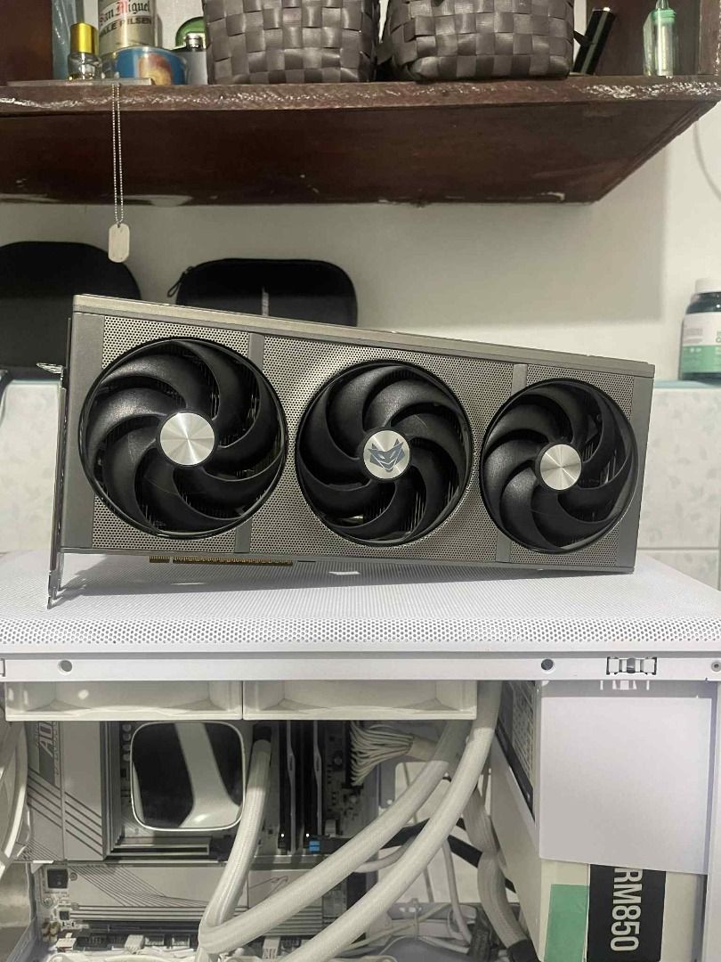 Sapphire Nitro+ Radeon RX 9070 XT swap (Category: Computer Parts) located in Manila. Submitted by brotheralbert (Listing ID 1404027987, Image 3). Description: Sapphire Nitro+ 9070xt 16gb For swap only to 4080 or 5070 offer lang or purchase @52k with box, receipt and complete accessories purchased last may 15 2025 @54,995 Pcworx Festival Mall All Working in Good Condition no issues Meetup Alabang, Las Pinas,Daang Hari Cavite Area.