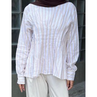 (Category: ) located in . Submitted by dinijohari (Listing ID 1404085654, Image 1). Description: .